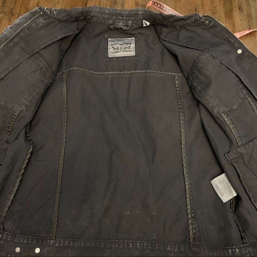 Levi’s Trucker Jacket Denim Jacket - Picture 12 of 16